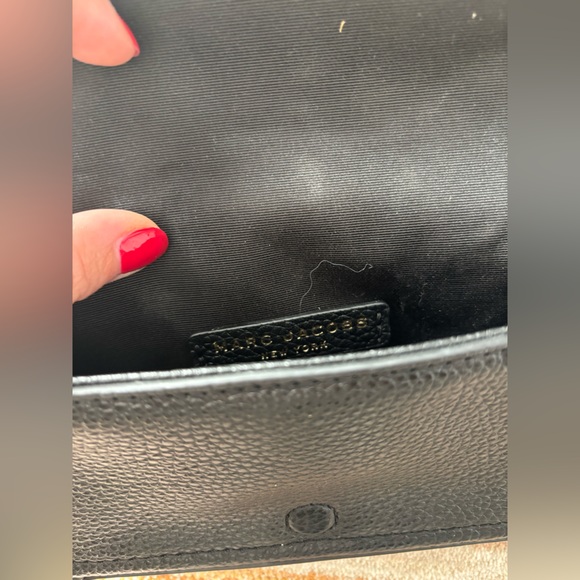 Marc Jacob’s Grove Leather Mini Crossbody Purse - Picture 4 of 4